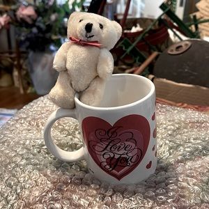 🔴MUG FOR VALENTINES OR JUST BECAUSE YOU LOVE THEM W/MUG BEAR 4” Tall - 3”Mouth